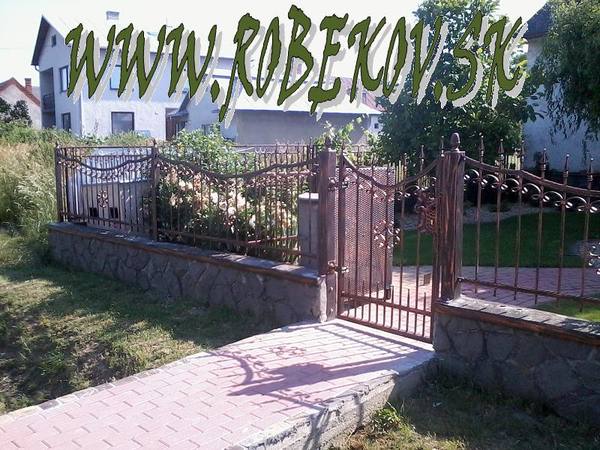 Kovaná bránka na mieru – realizácia ROBEKOV, fotografia 36