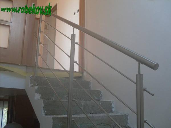 Nerezový výrobok na mieru – realizácia ROBEKOV, fotografia 32