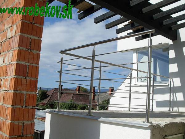 Nerezový výrobok na mieru – realizácia ROBEKOV, fotografia 41