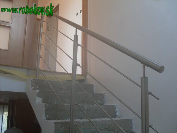 Nerezový výrobok na mieru – realizácia ROBEKOV, fotografia 40